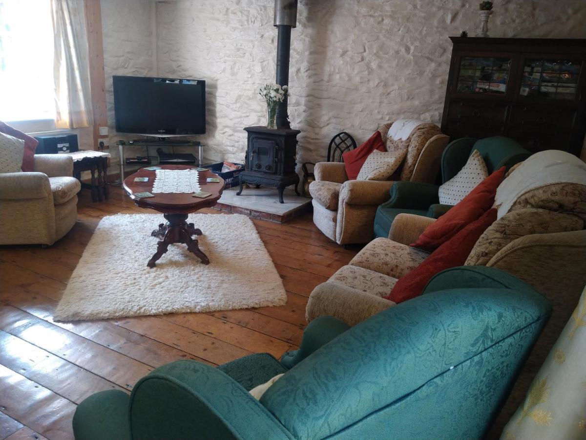 Cwmddol Fawr Carmarthen